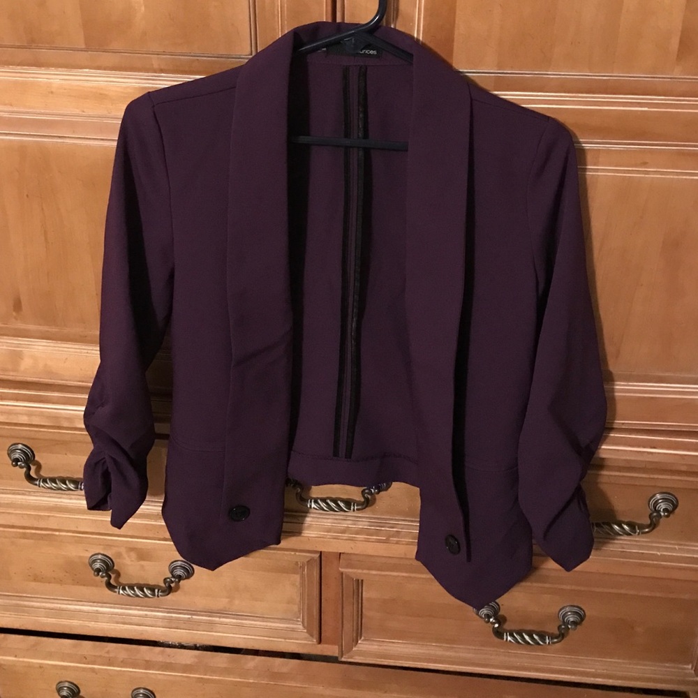 Maurice's purple blazer!